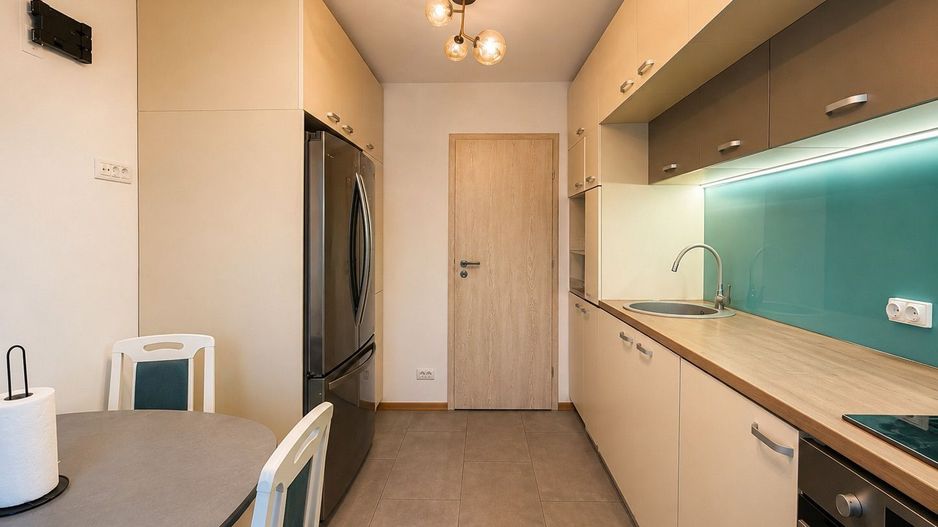 Viitorului - 2 camere, bloc stradal reabilitat termic, mobilat si utilat complet - Poză 6