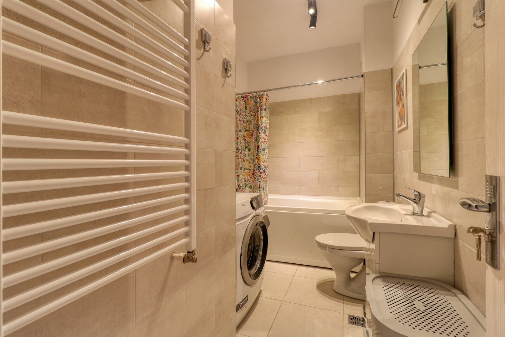 NEW! First rent! 3 camere, Militari Residence - Poză 15