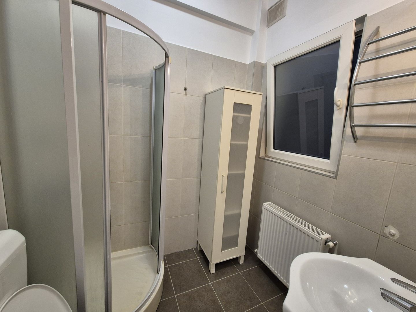 Apartament cu 2 camere + 1 camera de serviciu -  78,67 mp - Piata Romana - Poză 11