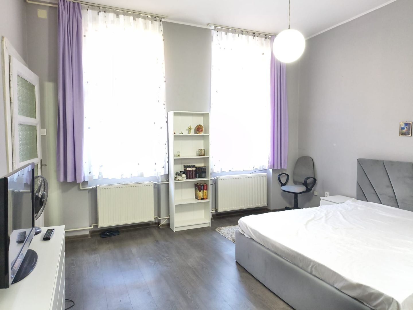 Apartament central, 2 camere, centrala gaz. 390 E/lună. Comision 0 - Poză 6