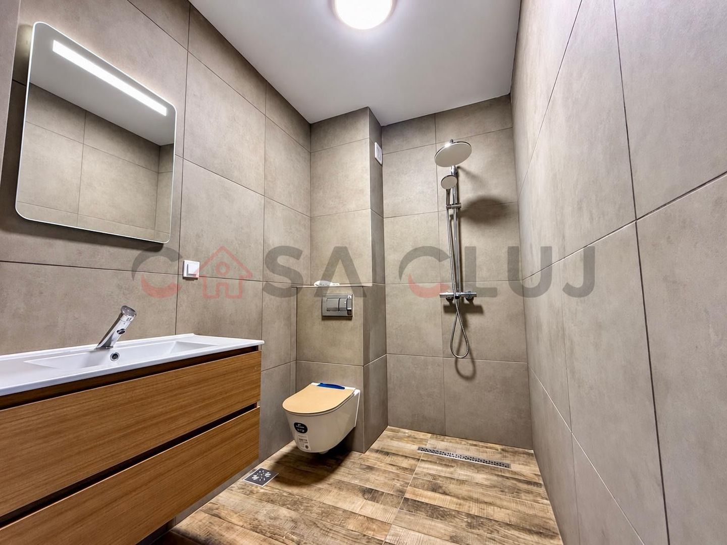 Apartament la cheie,bloc nou, 3 camere, 2 bai, zona Pod Ira - Poză 3