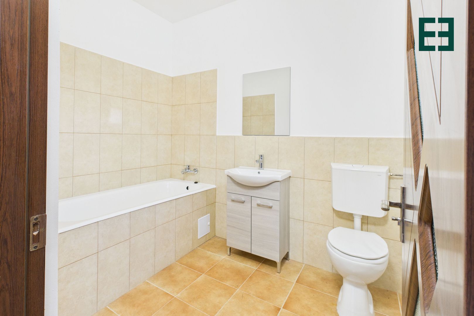 DE ÎNCHIRIAT - Casă 4 camere - Zona Strada Bogdăneștilor - Timișoara - Poză 9