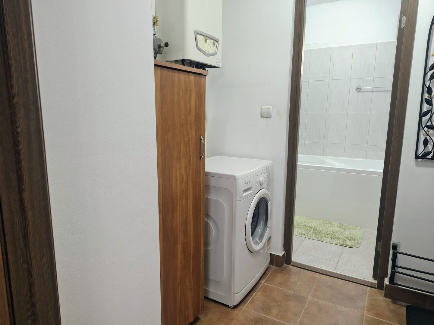 Ultracentral , 2 camere Oradea, 320 E/luna, neg. Comision 50% - Poză 5
