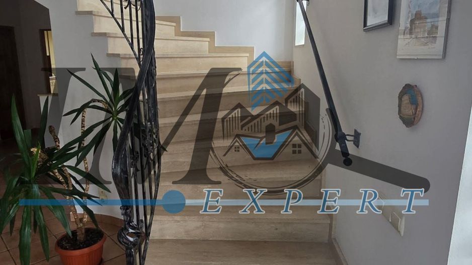 Casă de vânzare zona centrala Aiud - Poză 7