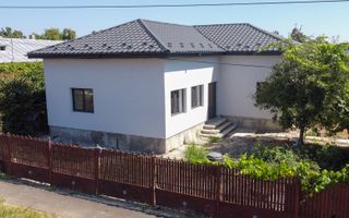 Casă de vanzare | Renovata 2025 | Berceni - Prahova | Comision 0% - Poză 1