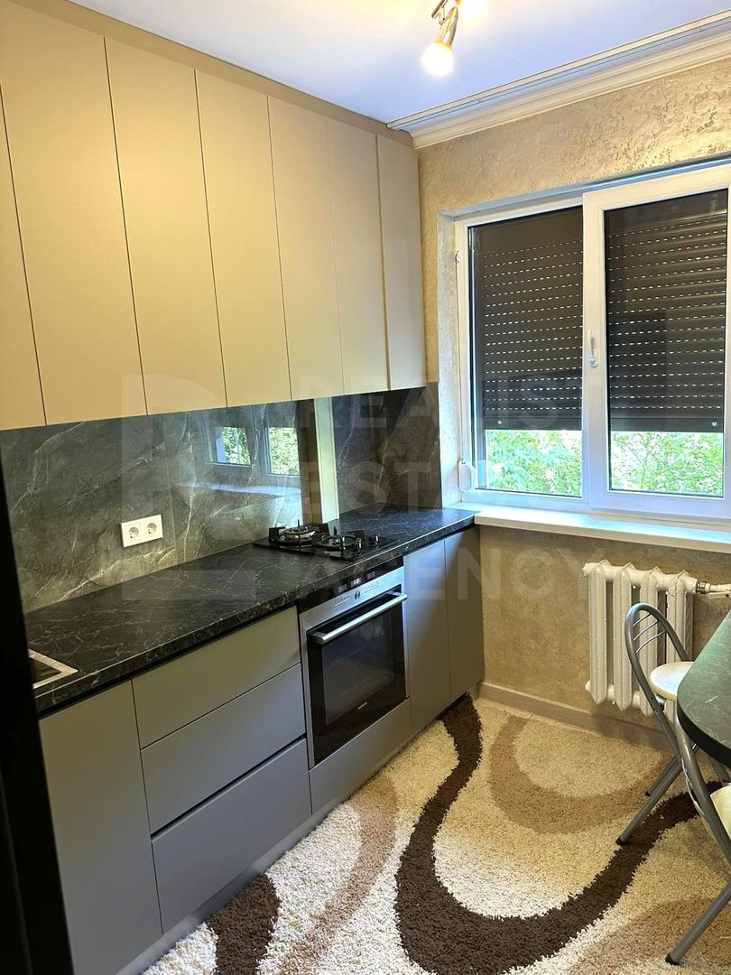 Chirie, apartament, 2 camere, str. Independenței, Botanica - Poză 1