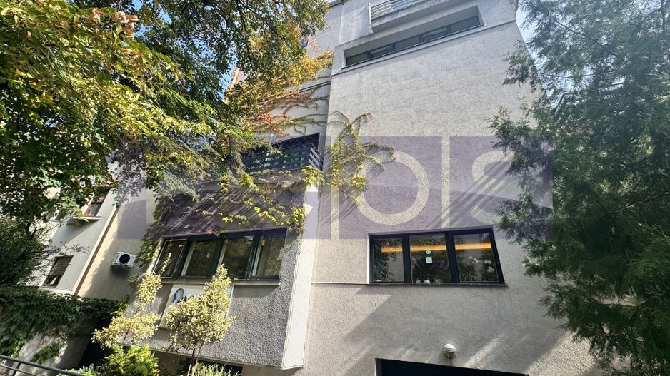 VILA INDEPENDENTA 22 CAMERE| 750 MP UTILI | DOROBANTI-CAPITALE - Poză 1