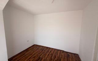 Apartament de vânzare | Țiglari, Sibiu | la casă, curte - Poză 2