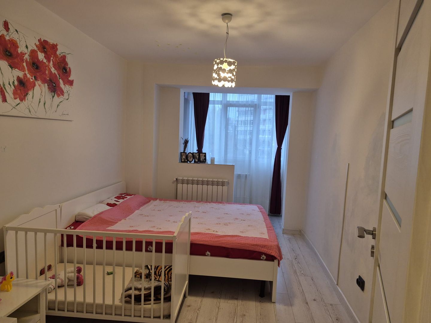 Apartament spațios in  Mazepa 1 - 3 camere, 2 băi, etaj 2 - Poză 4