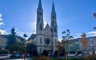 Apartament decomandat 3 camere de închiriat în Piața Bălcescu - Poză 15