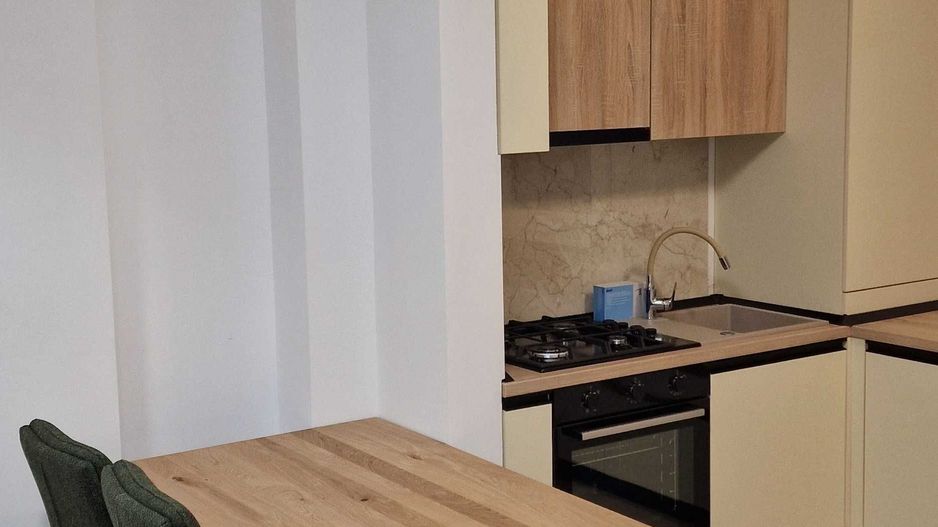 Inchiriere Ap. 2 camere - tip Studio (& loc parcare) / Metrou Berceni - Poză 6