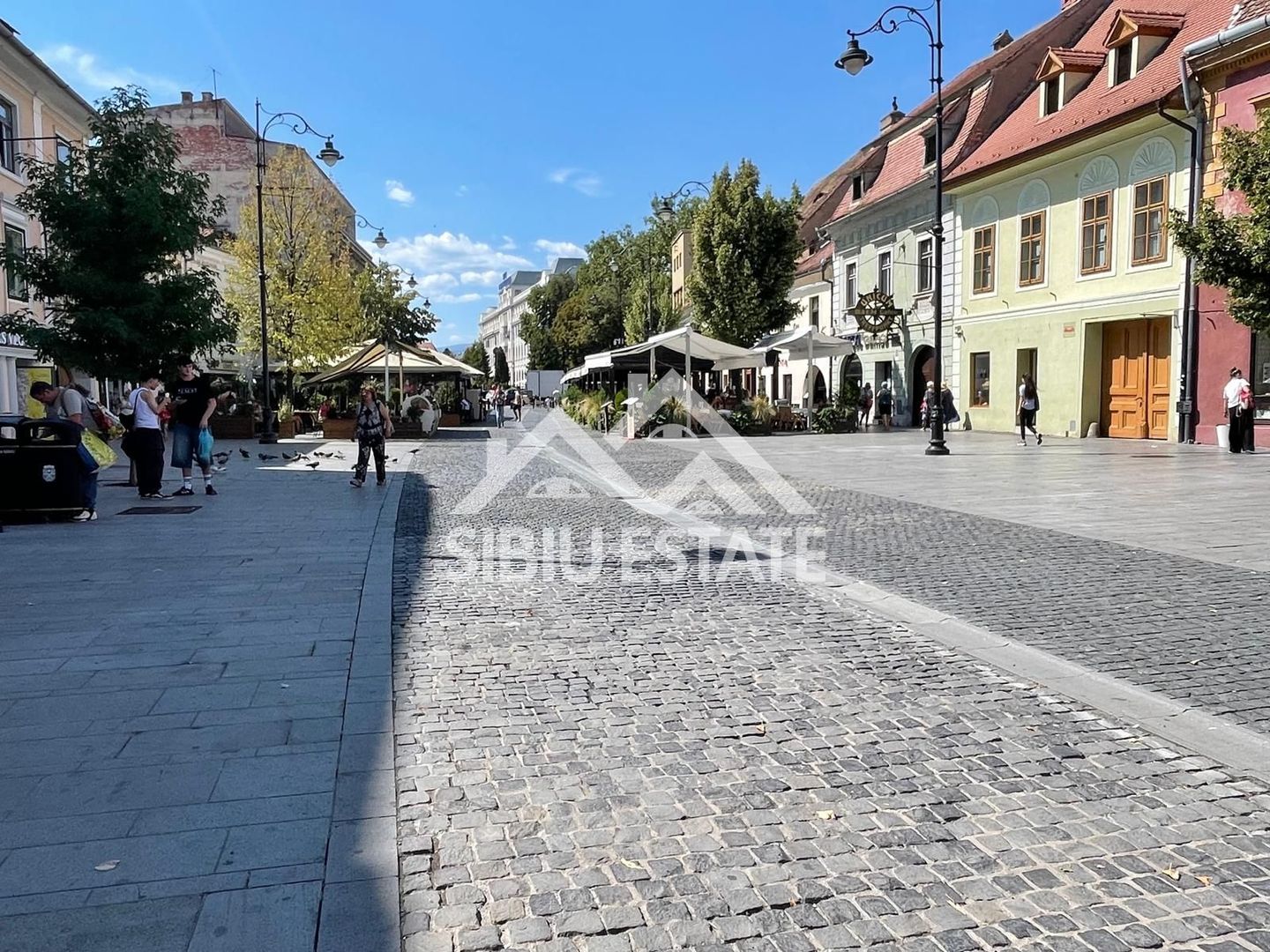 Apartament renovat, în inima Sibiului, pe strada Nicolae Bălcescu - Poză 1