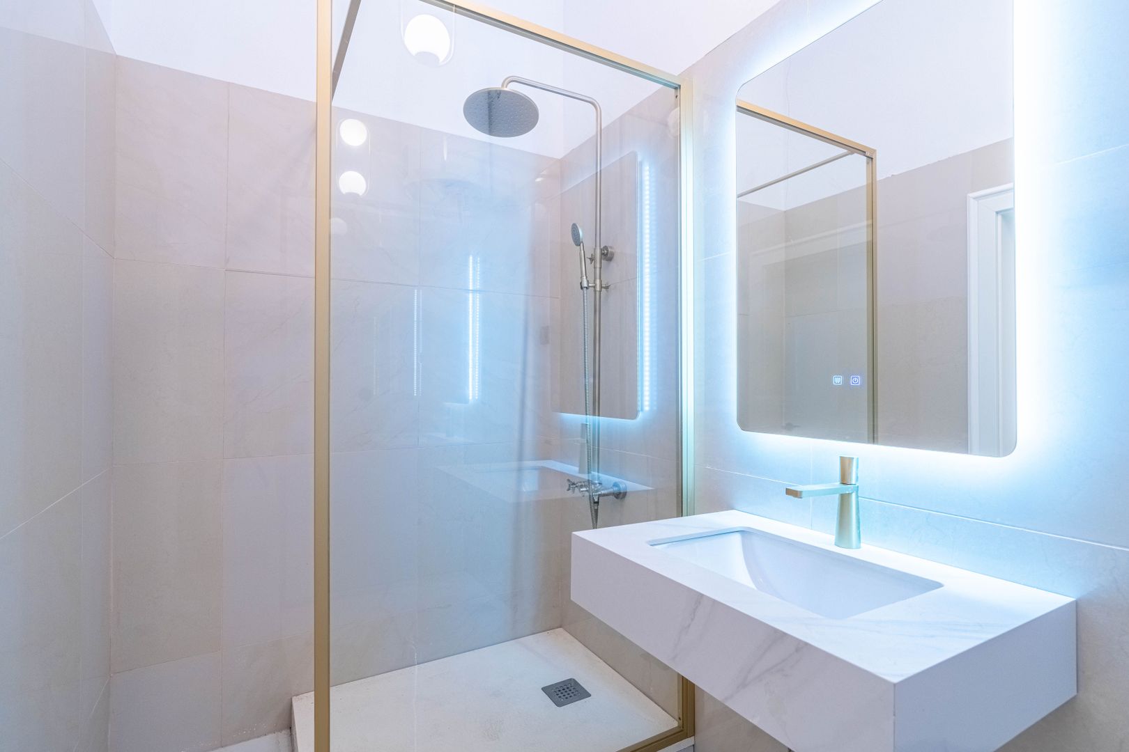 Apartament 2 camere parter înalt, amenajat complet. - Poză 10