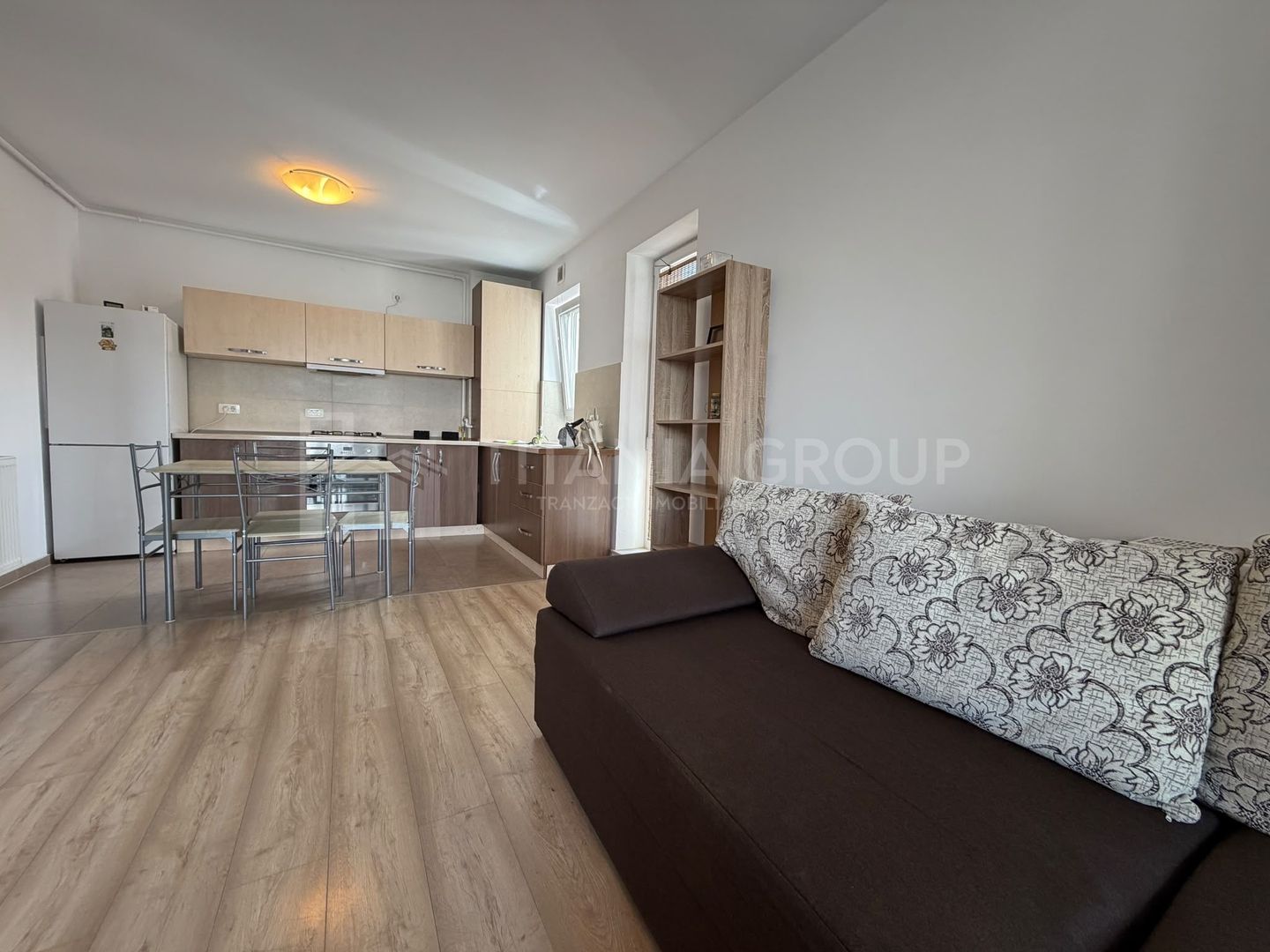 Apartament cu 2 camere, tip studio, mobilat și utilat, Kasper, Coresi - Poză 1