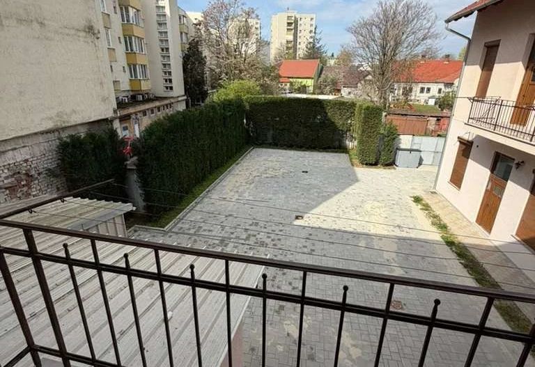 BRASAD vinde ap 3 cam etaj 1 CENTRAL renovat 119mp. - Poză 10
