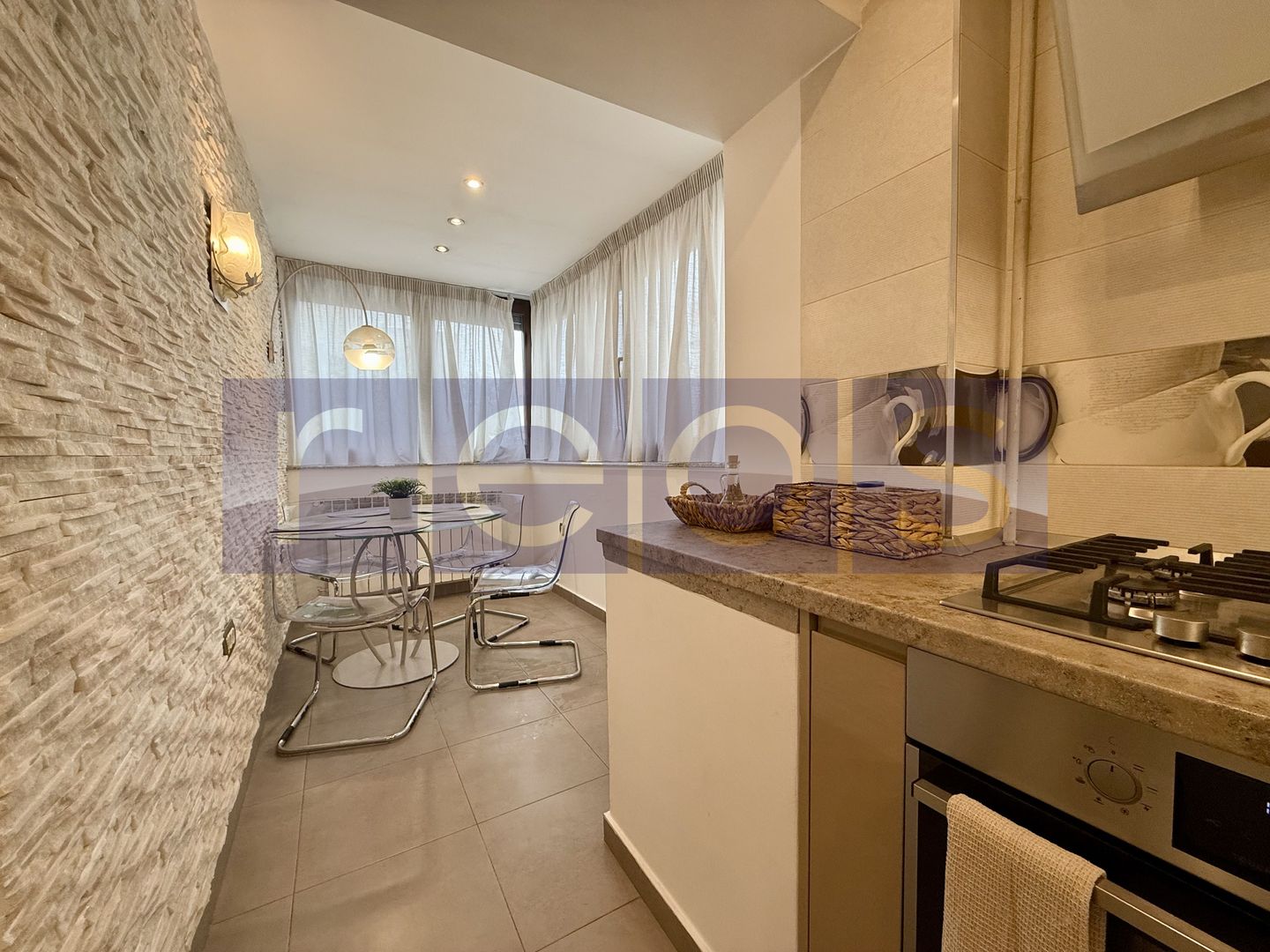 ÎNCHIRIERE 2 CAMERE | PIAȚA UNIRII | MOBILAT ȘI UTILAT - Poză 9