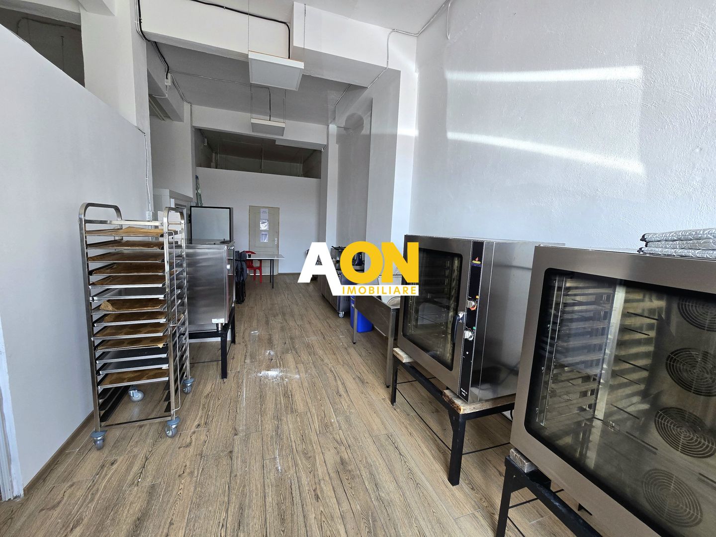 Spațiu Comercial, 78mp, Trafic Pietonal Intens, Zona Alba Mall - Poză 3