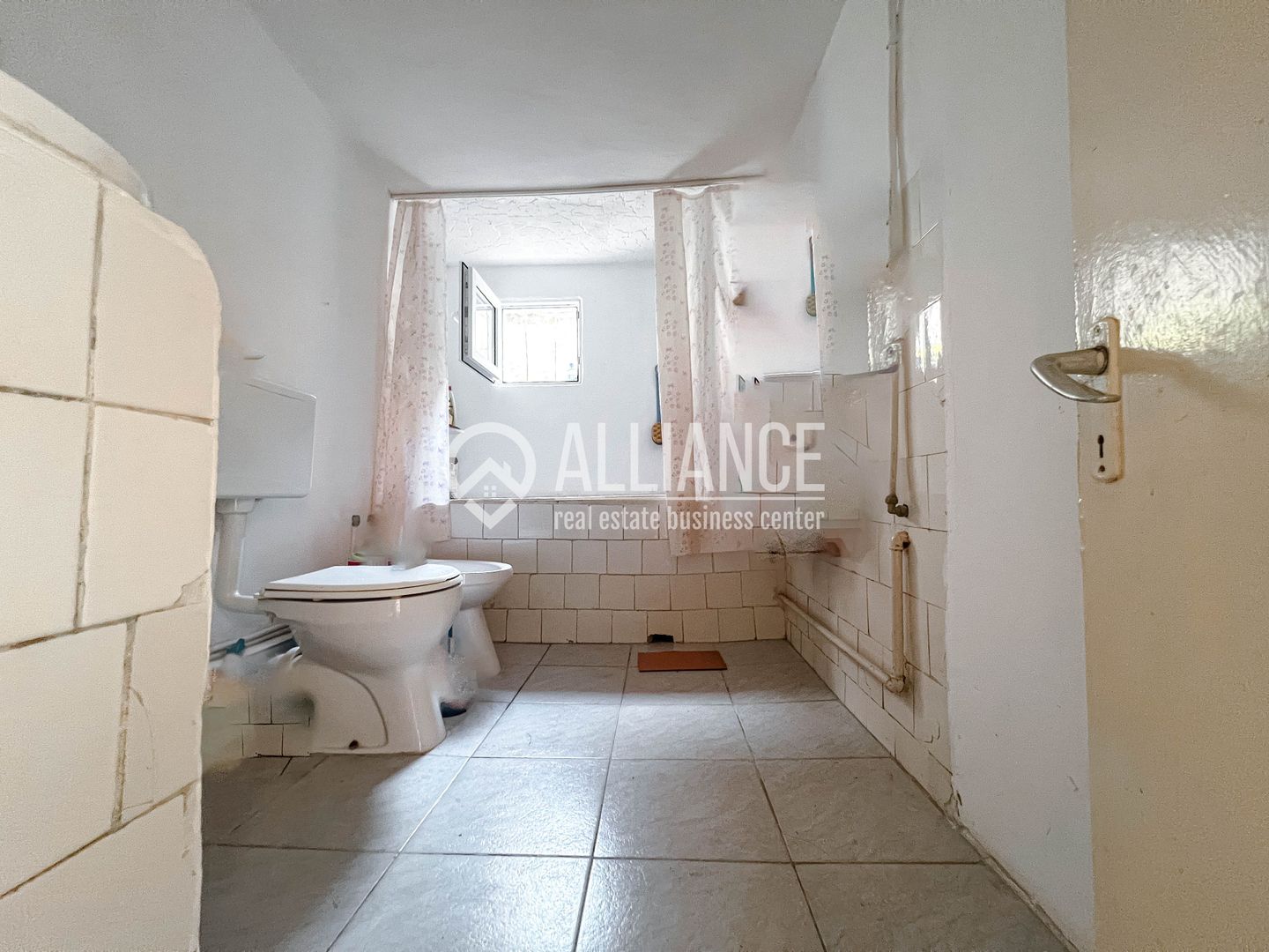 CENTRU(COD 05 )Ideal Pentru Birouri Sau Rezidenta Permanentă - Poză 22