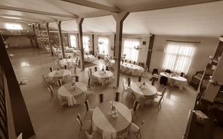 Afacere/Restaurant -Salon evenimente capacitate 600 persoane - Poză 5