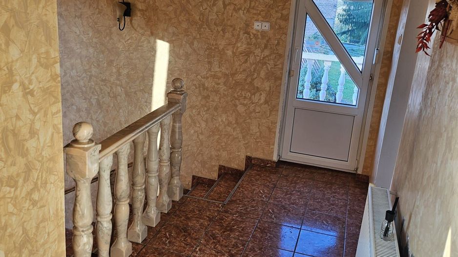 Ag EUROPA vinde casa individuala zona DARA cu 5 cam si teren 4ari. - Poză 15