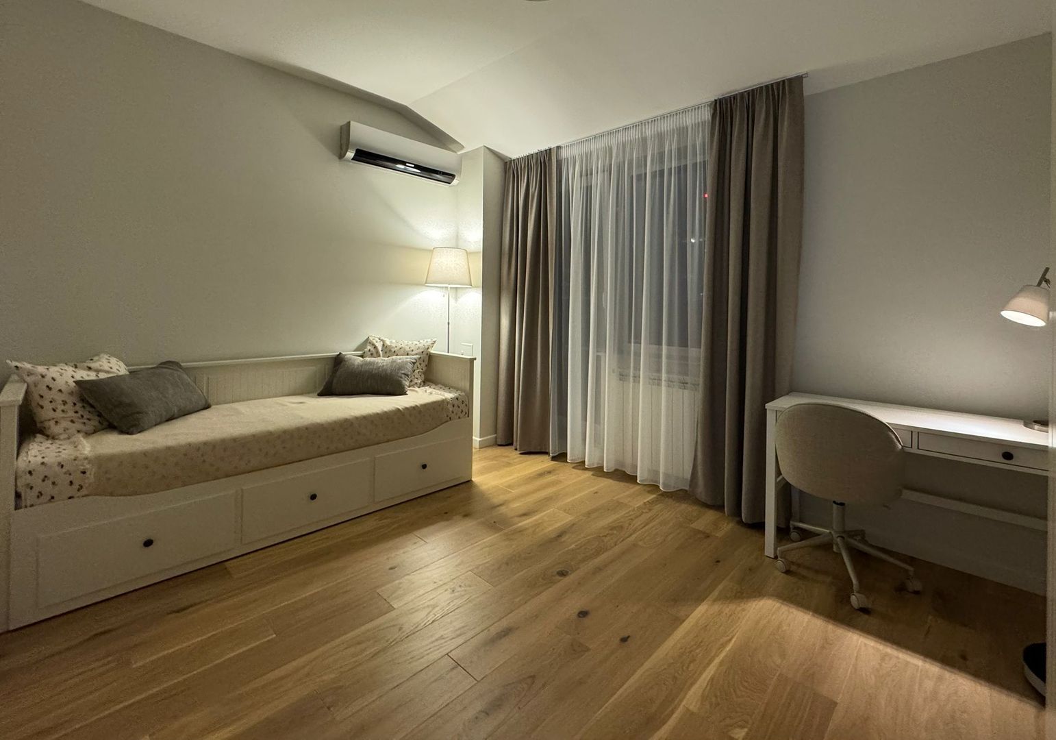 De vanzare Penthouse spectaculos Apartament 3 camere, Timpuri Noi - Poză 12