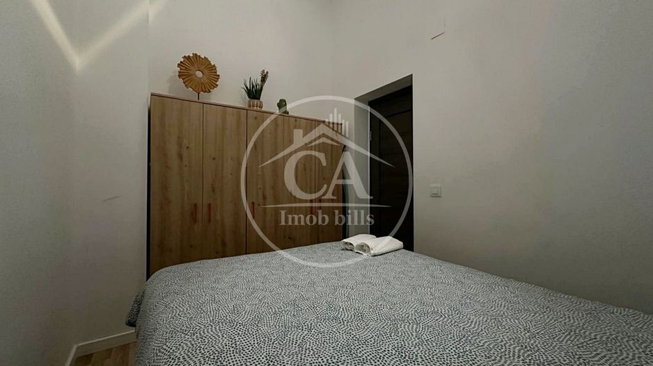 Casa de vanzare cu 3 camere zona Centrala, Oradea - Poză 8