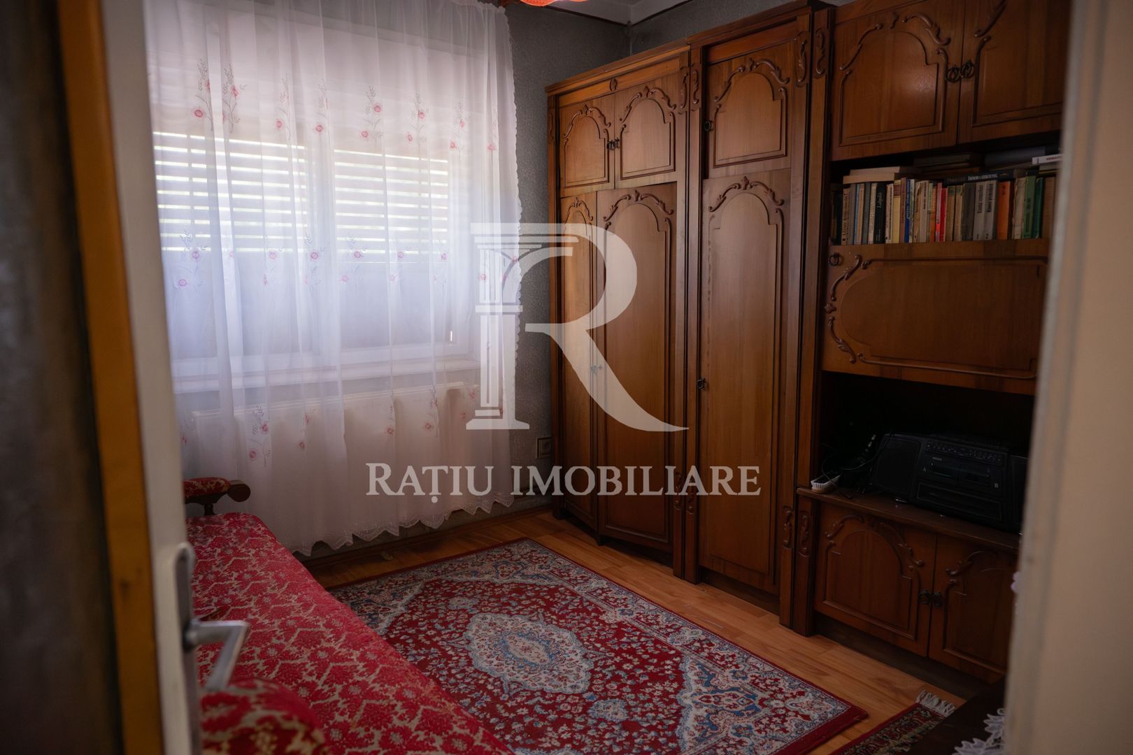 Apartament de colecție în centrul Marghitei | 4 camere | Garaj inclus - Poză 24