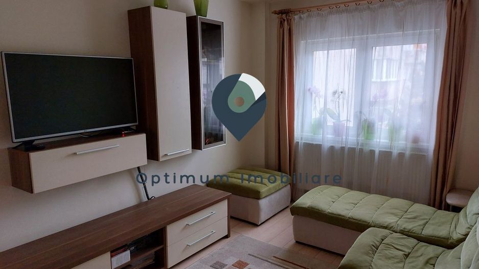Apartament cu 4 camere de vanzare in Plopilor, etaj 3/4 ! - Poză 2
