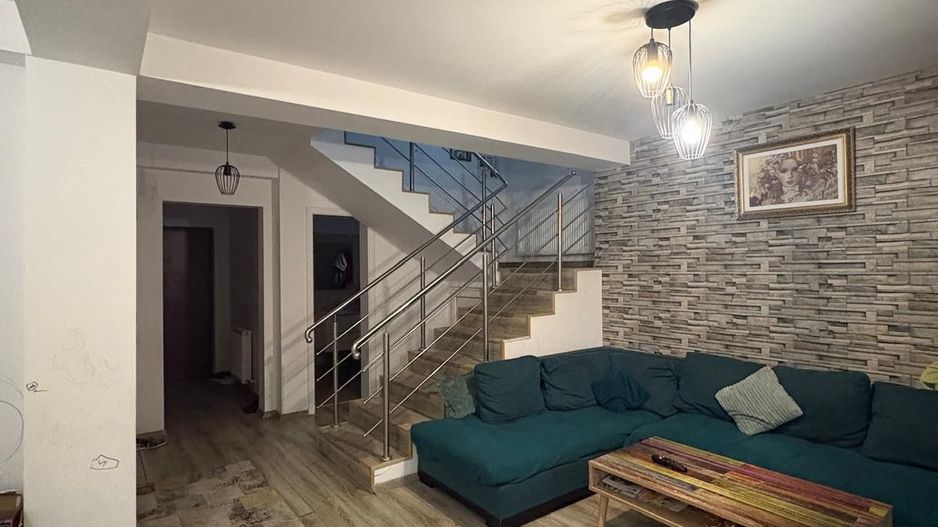 CASĂ INDIVIDUALĂ P+1 | 3 DORMITOARE | 500 MP TEREN | STR. RUBINULUI, BRAGADIRU - Poză 7