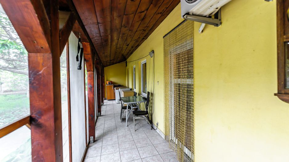 Casă cu teren de 1440 mp în Aradul Nou. Str Molidului. - Poză 8