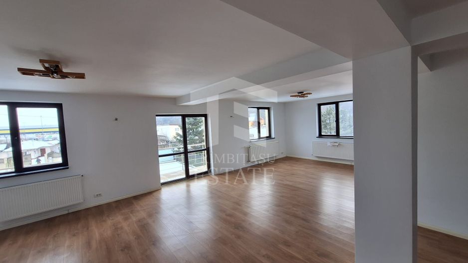 Spatiu Comercial Stradal P+Etaj - 440 Utili - Teren 765 mp - Parcare - Poză 2