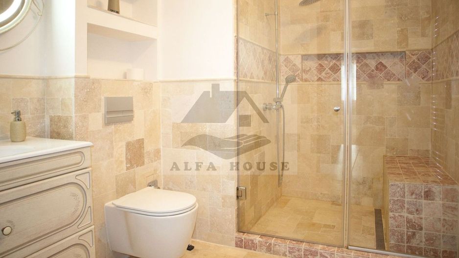 Casa deosebita cu 4 camere, 228 mp, Brașov - Cartierul Stupini - Poză 15