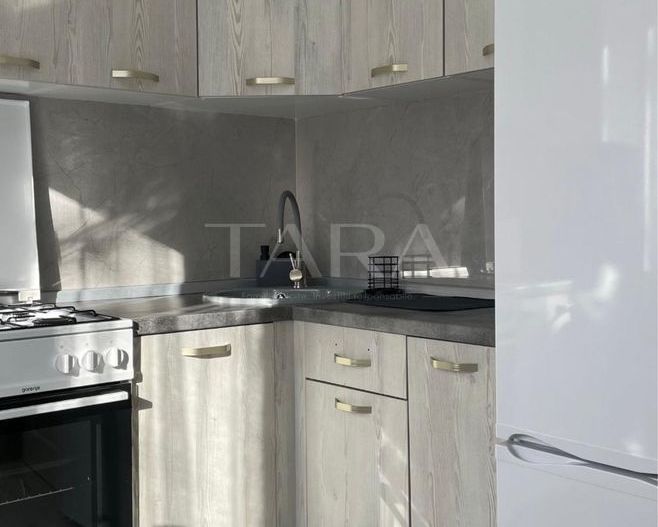 Apartament cu 2 balcoane și parcare, într-o zonă verde și liniștită. - Poză 3