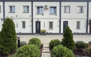 Vânzare, casă, 2 nivele, 3 camere, strada Miorița, Colonița. - Poză 1