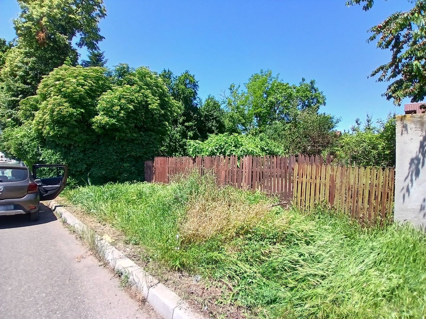 Teren intravilan 402 mp în Tecuci – zonă liniștită, deschidere 16 ml - Poză 2