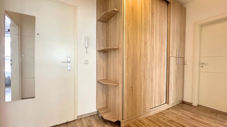 Închiriere apartament 2 camere mobilat cu parcare si boxa et 2  Avantgarden 3 - Poză 15