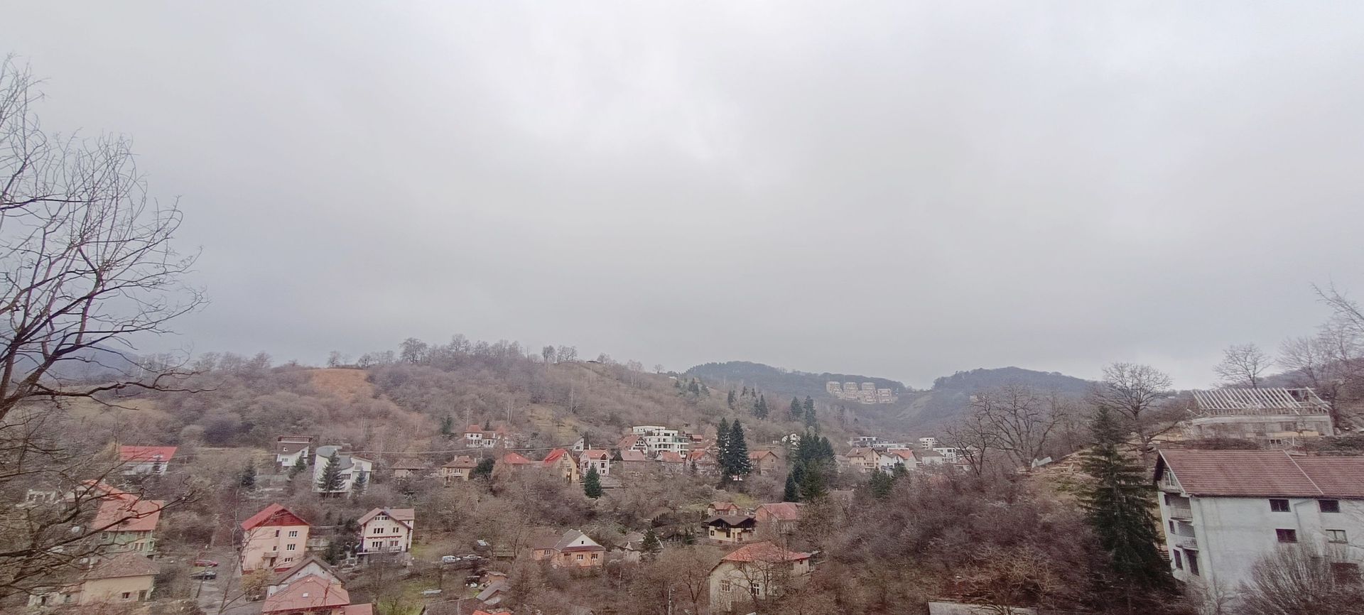 Proprietate cu priveliste si armonie placuta-Brasov - Poză 1