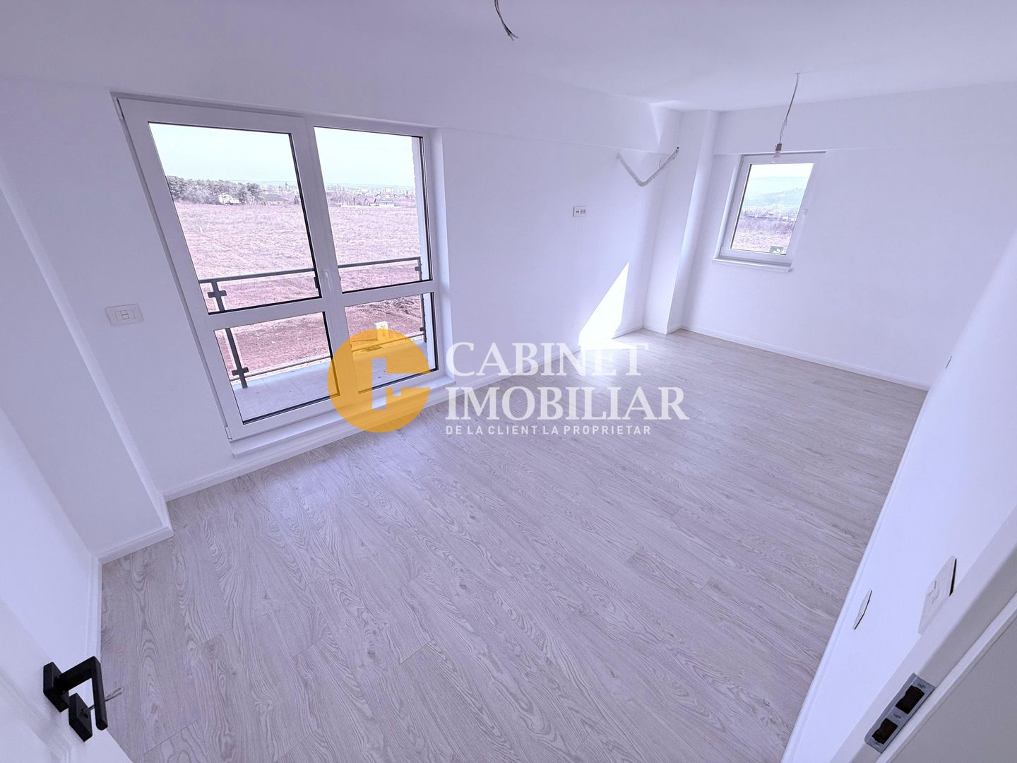 Galata - Bloc Nou - 2 Camere decomandat - Etaj 2 - 62 MP - Poză 1