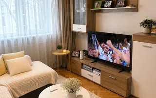 Apartament 4 camere - Splaiul Crisanei-Oradea - Poză 13