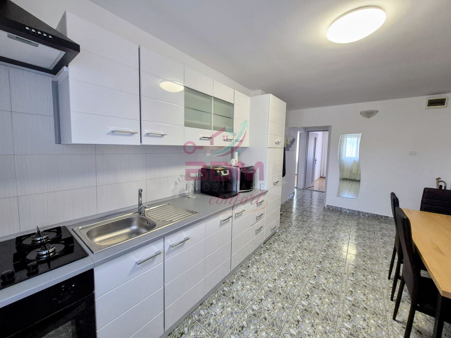 COMISION 0 I Apartament 3 camere | decomandat | etaj intermediar - Poză 3