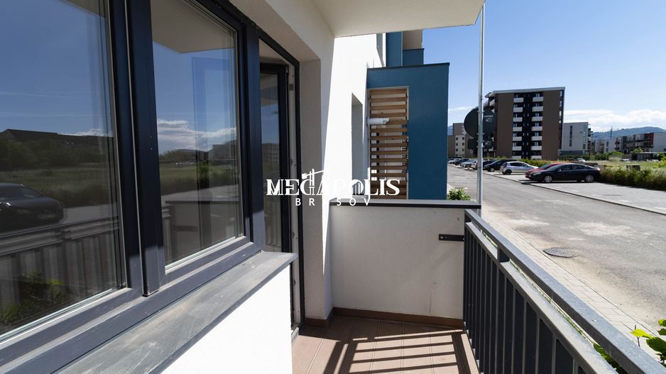 Schimb apartament 3 camere Tractorul cu 2 camere + 70.000 € diferență - Poză 8