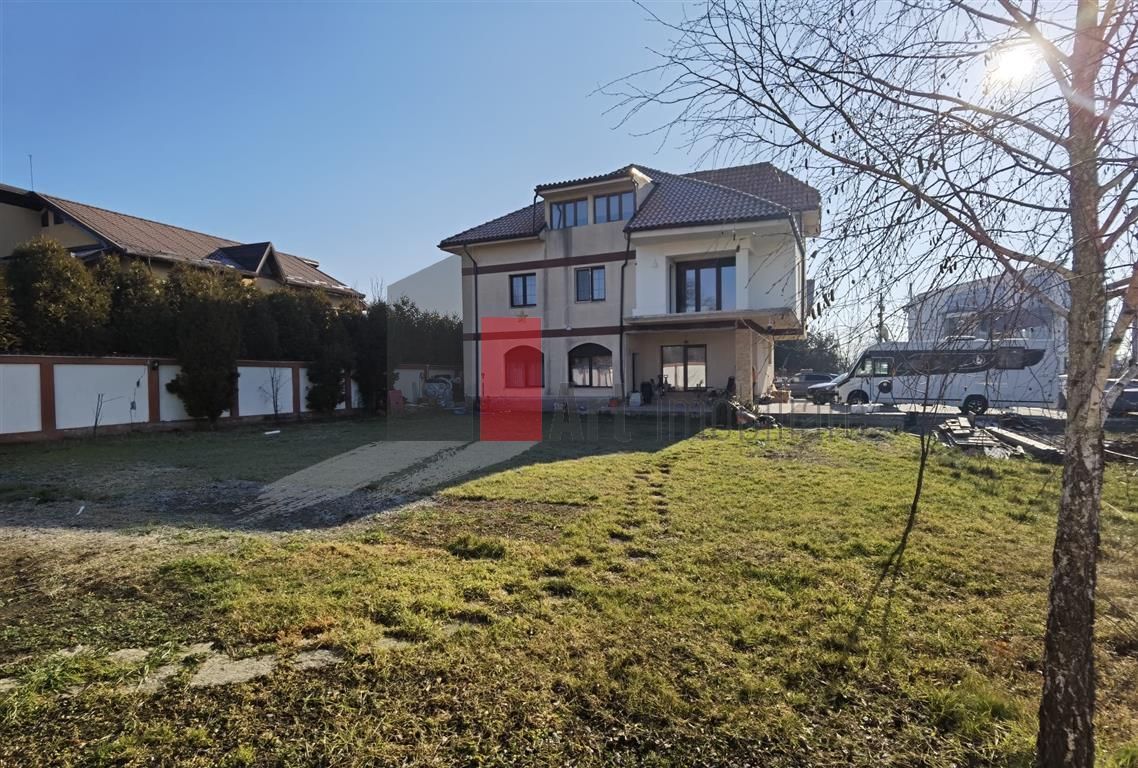 VIla 11 Camere Cernica - Poză 39