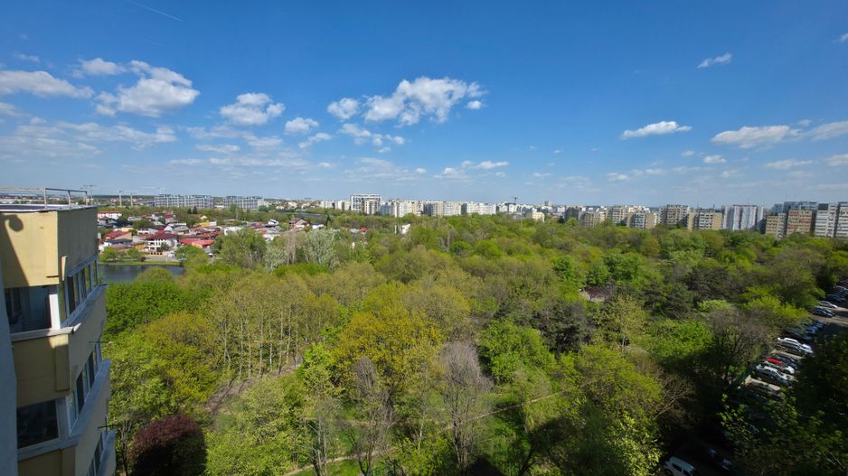 Apartament 4 camere, 2 băi, 2 balcoane, bloc reabilitat - Poză 1