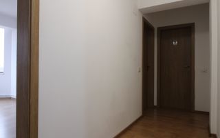 8 incaperi, 2 bai, centrala proprie, 3 locuri de parcare; Lipovei. - Poză 14