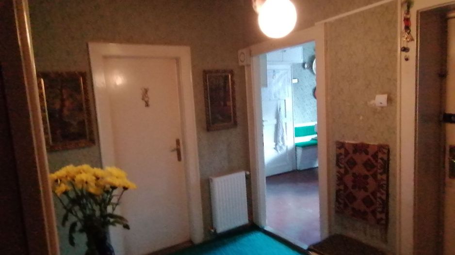 Casa in zona Sirul Livezii - Roata Norocului - Poză 24