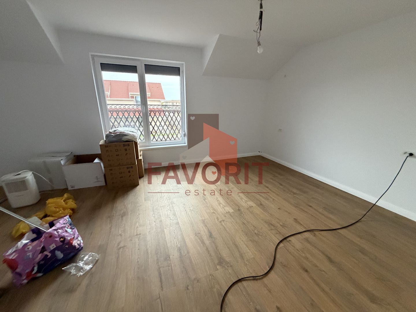 Toate utilitatile. Strada asfaltata. Finisaje la alegere. Comision 0% - Poză 19