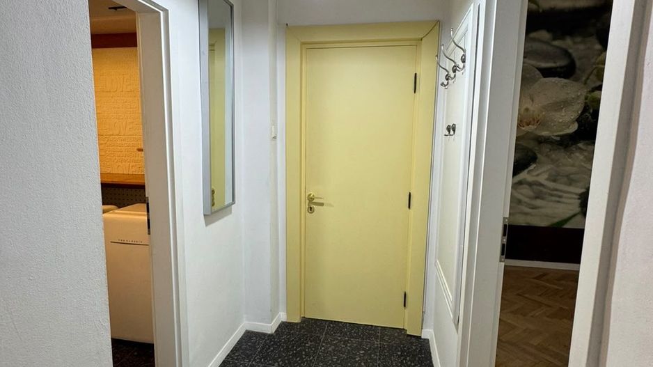 Apartament Victoriei, 79 mp, Parter - Potrivit Locuință sau Spațiu Comercial v19 - Poză 11