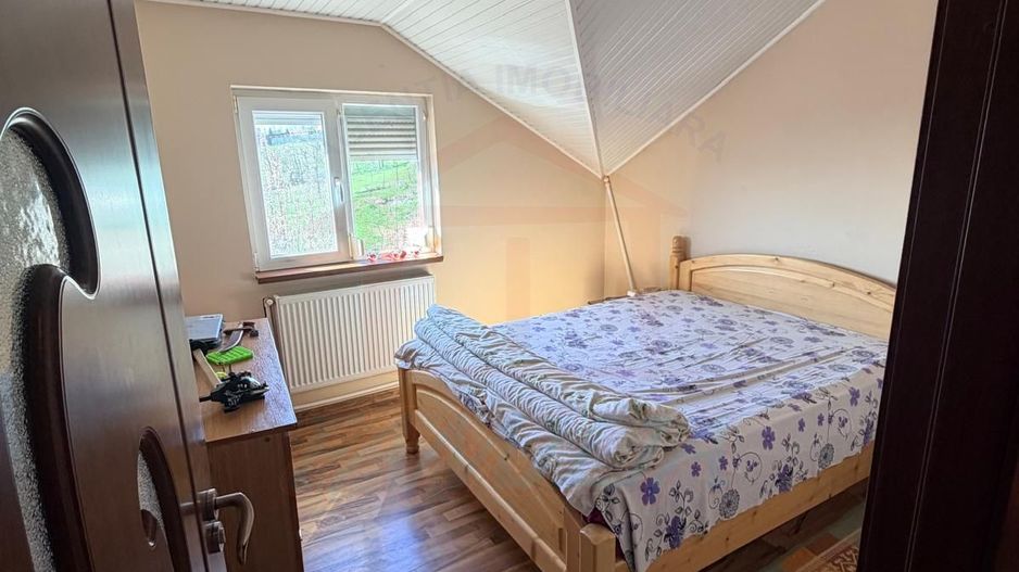 Vanzare casa P+M, Smardan( Galati ), la 2 minute de str.principala - Poză 18