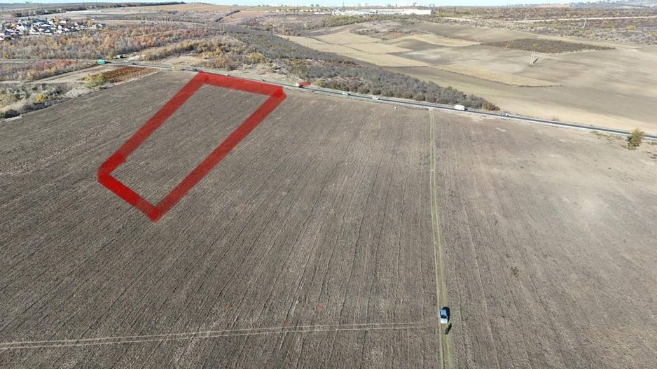Teren agricol 77 ari, amplasat r-nul Ialoveni la traseul L 458 Piatra Albă-Brăila - Poză 5