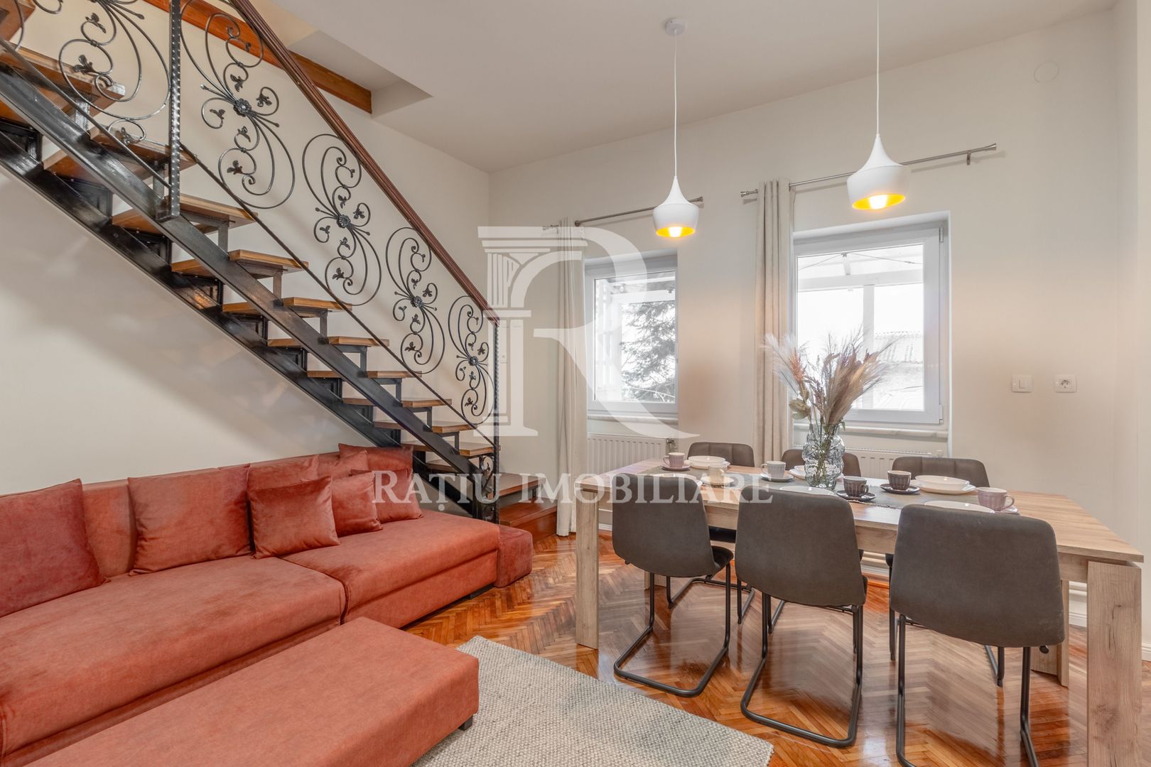 Casa cu 3 camere  | Ultracentral | Oradea - Poză 2